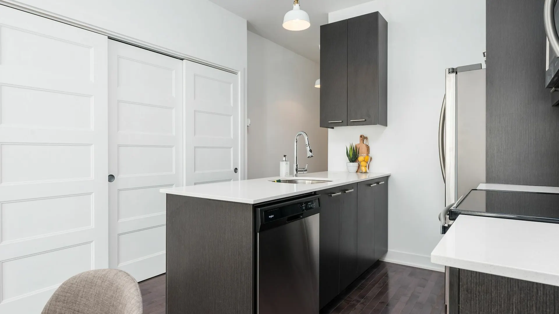 Stunning 2Br On Plateau Mont-Royal Apartment Montreal